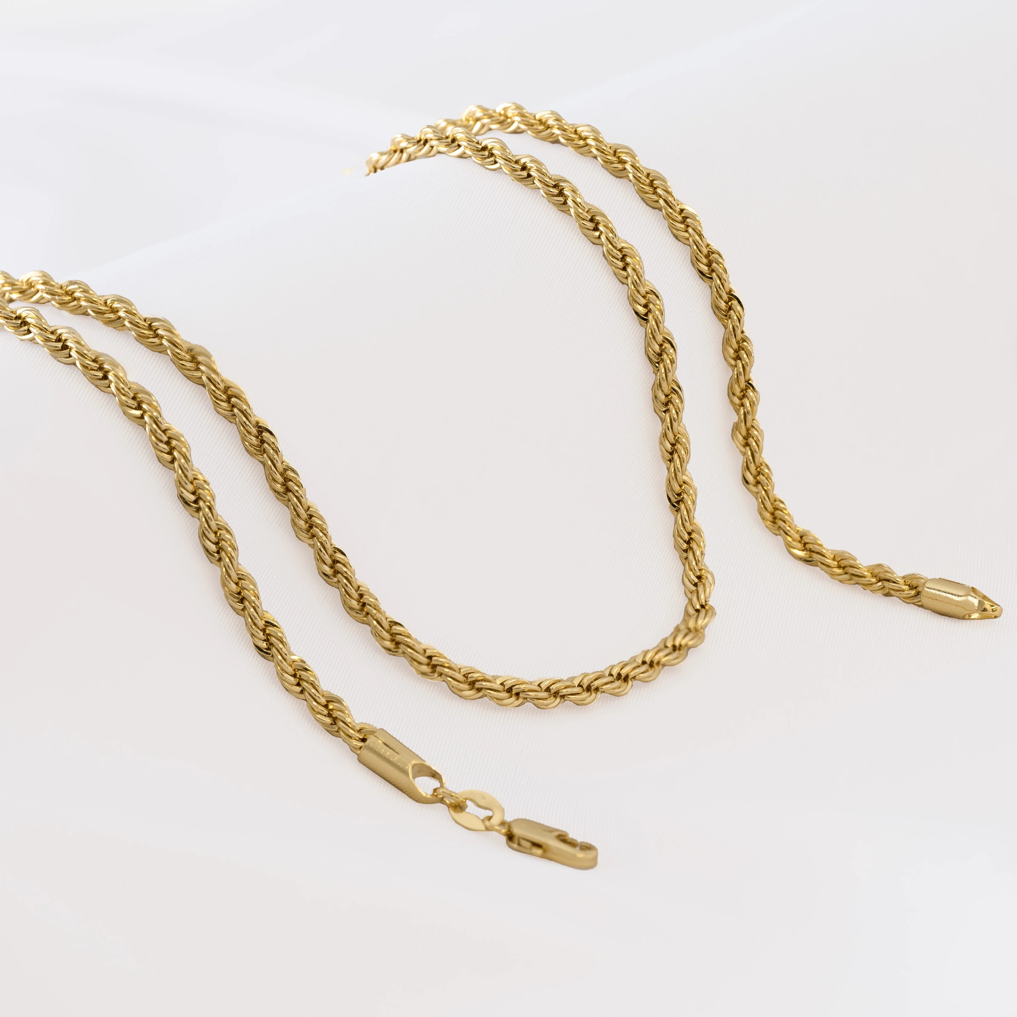 Cadena Lazo 3 mm – 65 cm en Oro Laminado