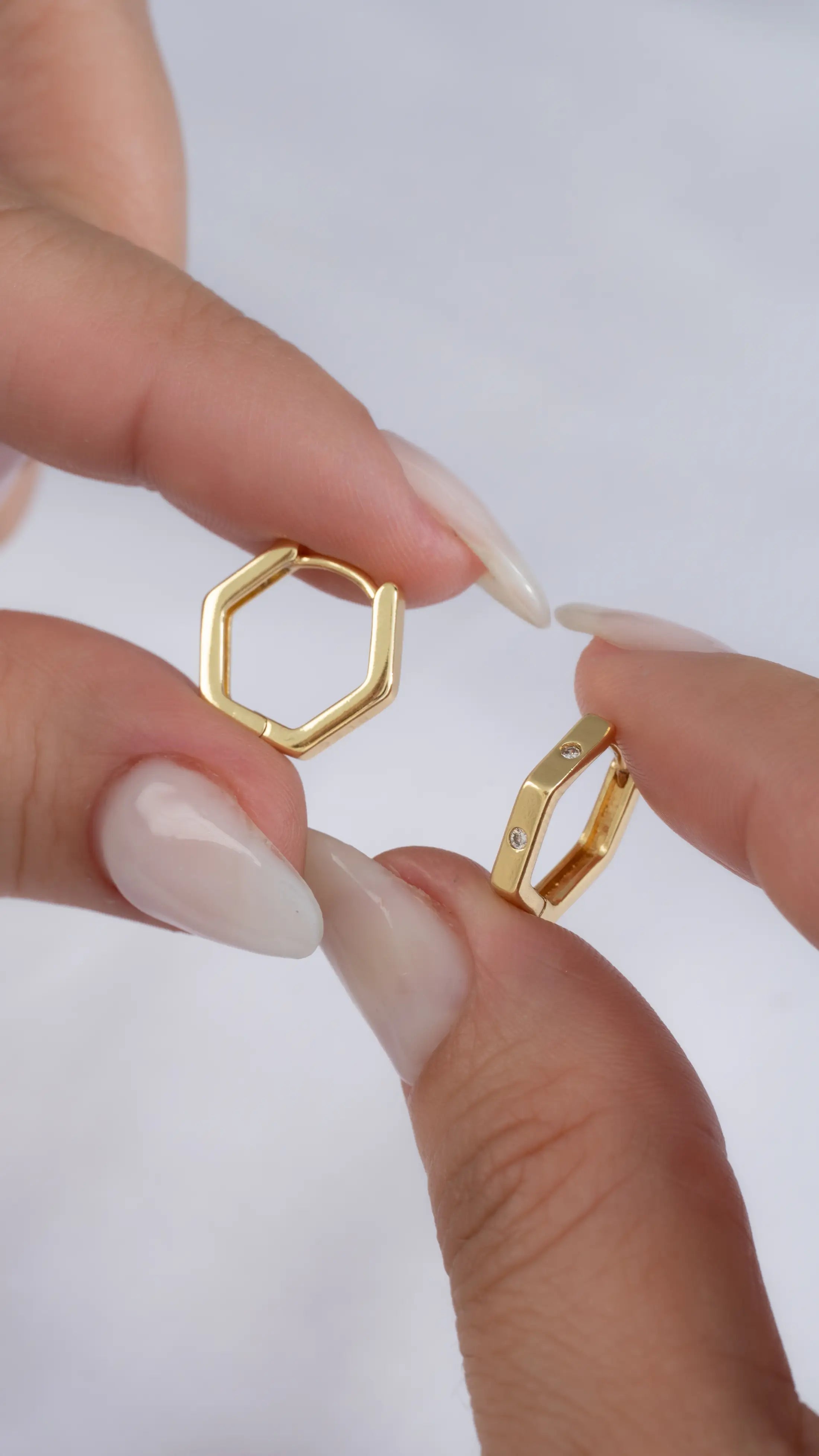 Candongas Hexa Grial 13 mm en Oro Laminado
