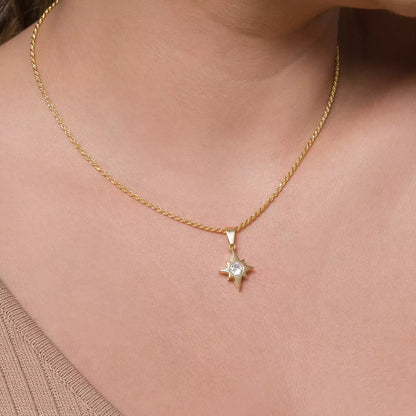 Dije Estrella con Circonia Cristal en Oro Laminado