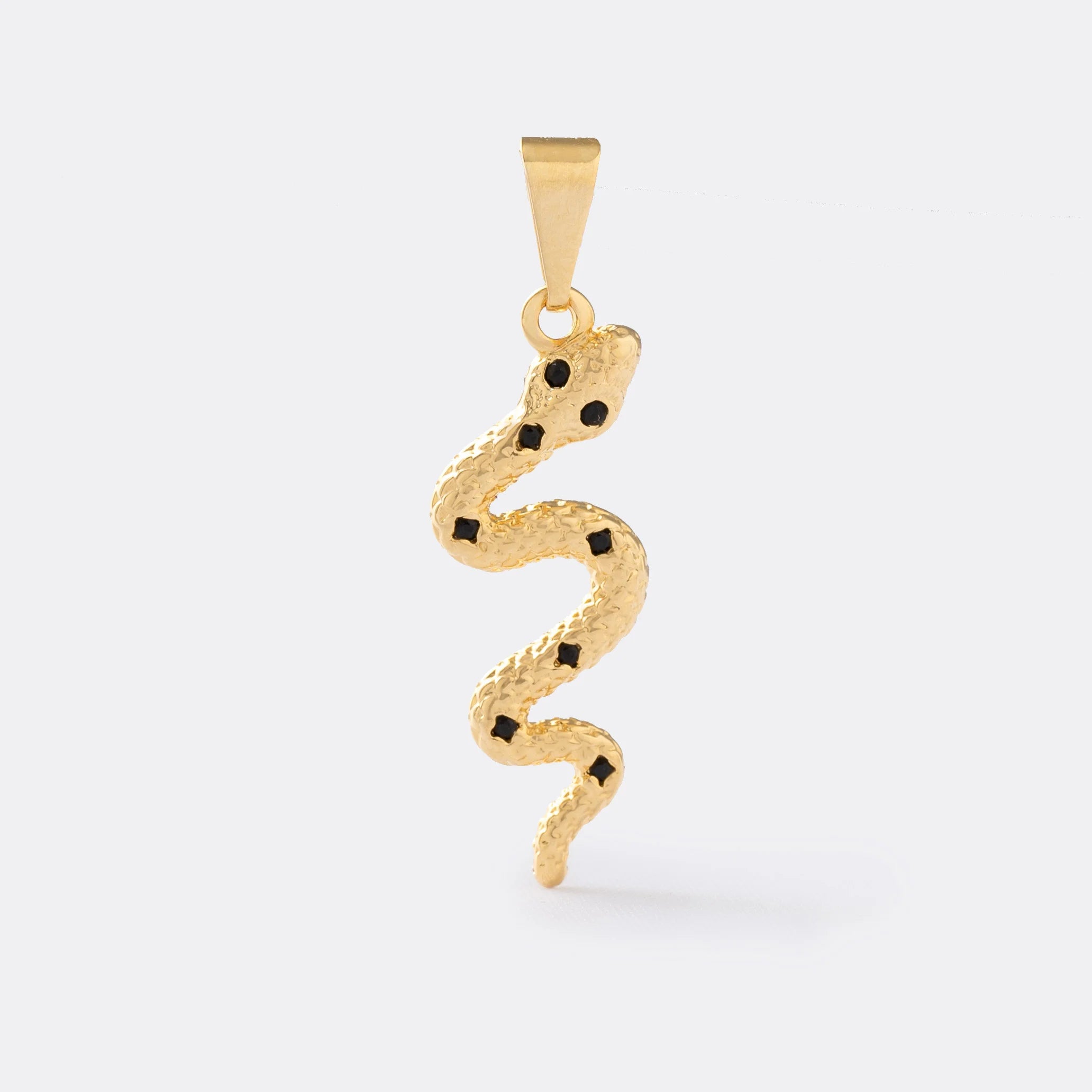Dije Serpiente Negra en Oro Laminado