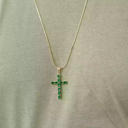 Dije Cruz con Circones Verdes en Oro Laminado