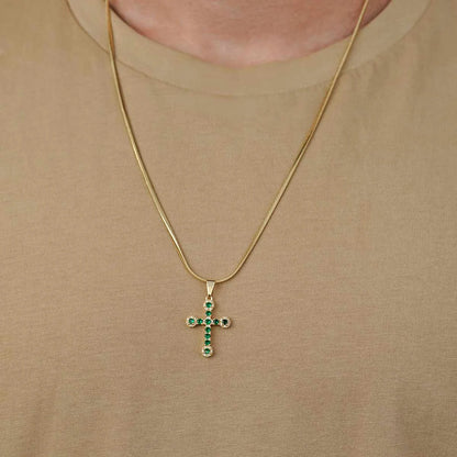 Dije Verde Love en Oro Laminado