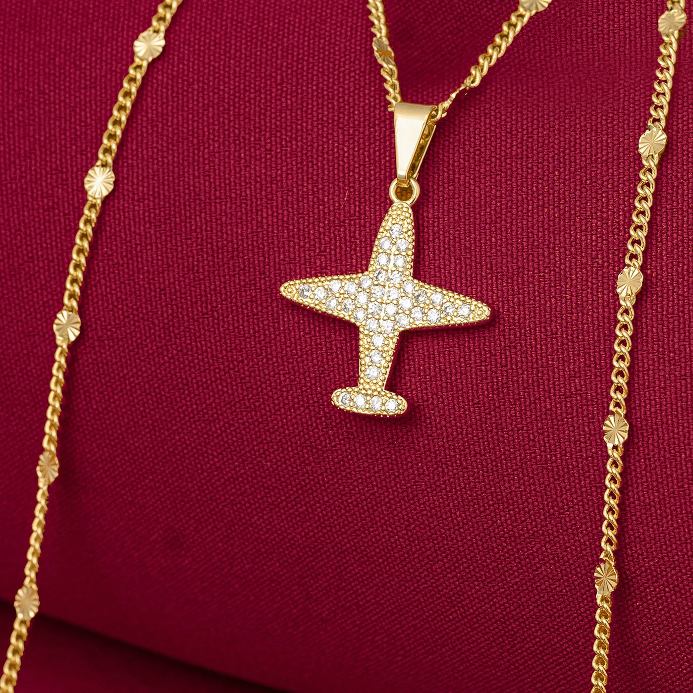 Dije Airplane en Oro Laminado