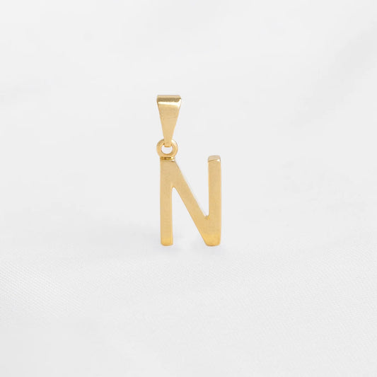 Dije Letras N en Oro Laminado