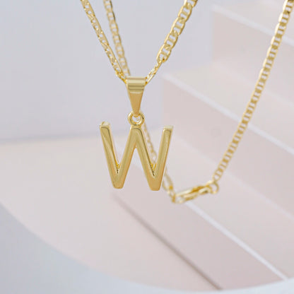 Dije Letras W en Oro Laminado