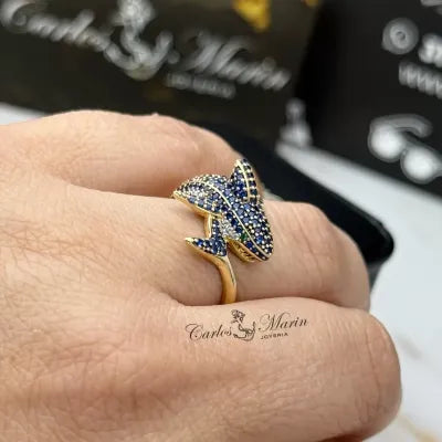 Anillo con Diseño Exclusivo de Tiburón en Oro de 18K