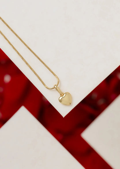 Dije Blessed Love en Oro Laminado