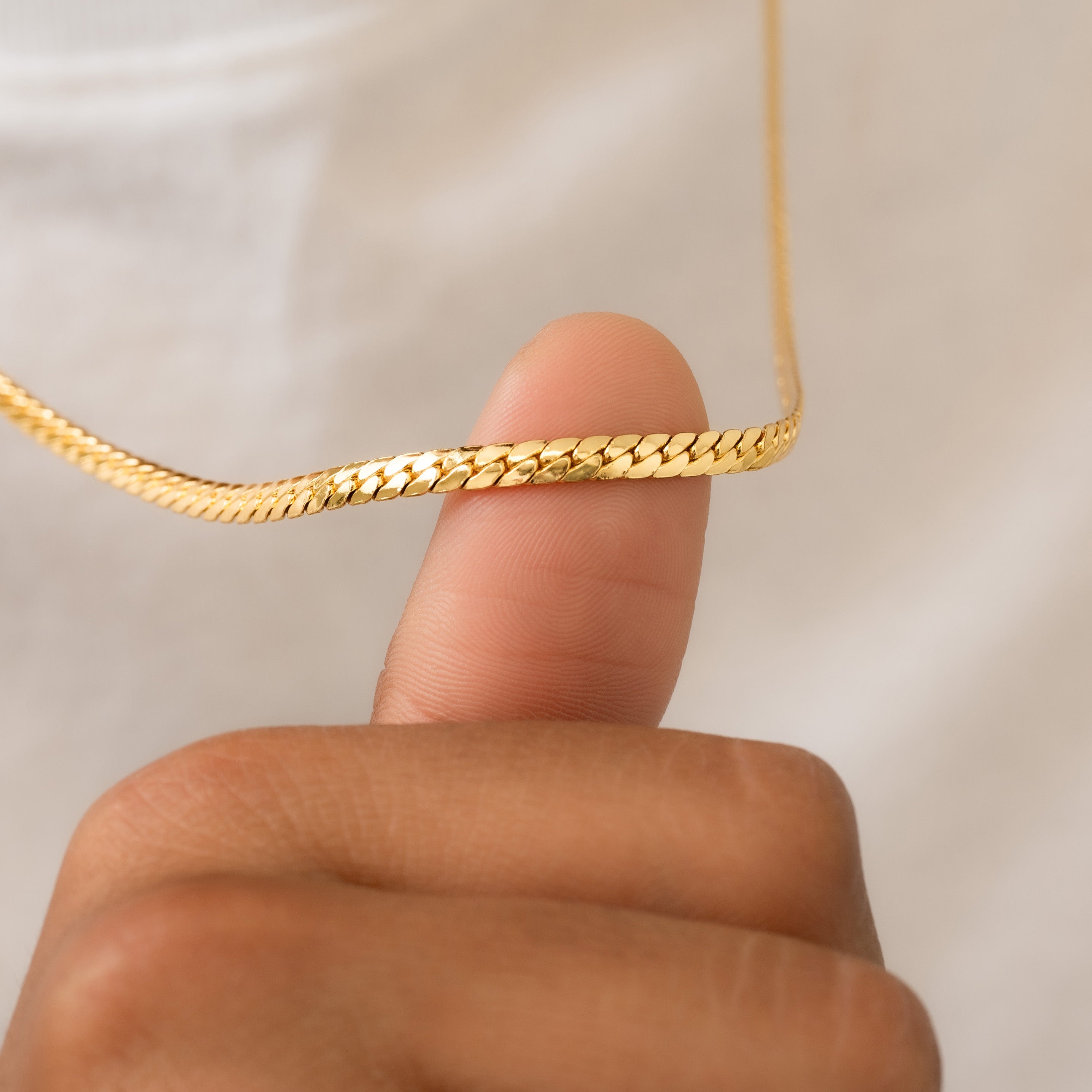 Cadena Serpiente 4 mm – 65 cm en Oro Laminado