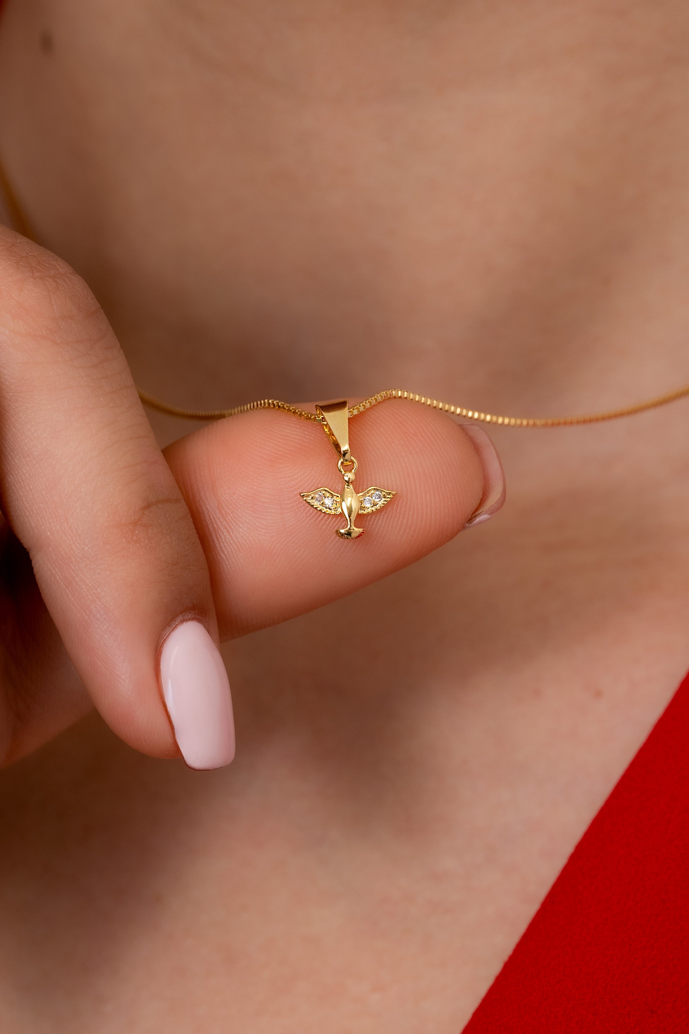 Dije Paloma en Oro Laminado