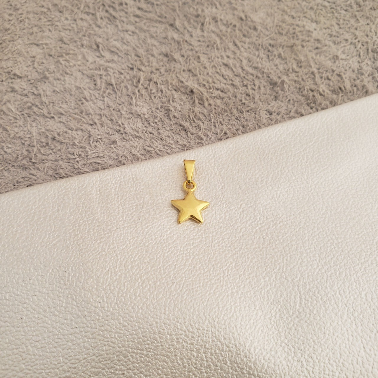 Dije Estrella en Oro Laminado