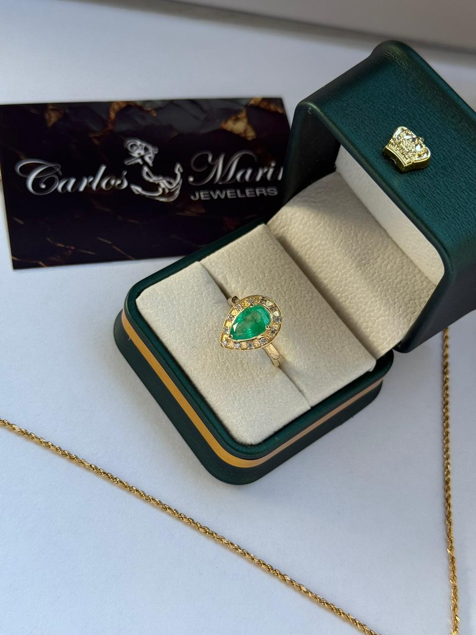 Anillo Gota con Esmeralda en Oro 18K – Con Certificado