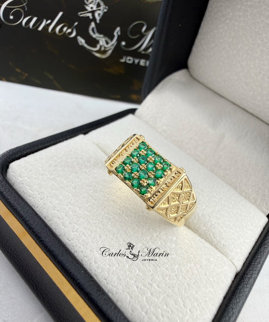 Anillo para Hombre con Circones Verdes en Oro de 18k