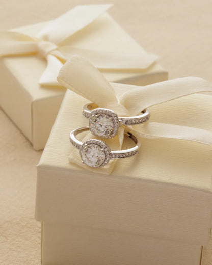 Anillo Halo con Moissanita Round Ajustable en Plata