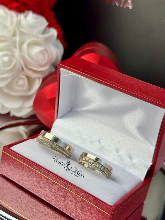 Argollas para matrimonio en plata con circones elegantes