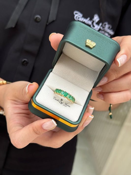 Anillo Churumbela con Esmeraldas Colombianas en Oro Amarillo 18K (Certificado 0154374)