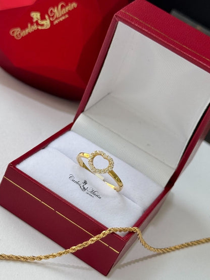 Anillo Corazón con Circones Blancos en Oro 18K