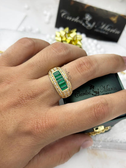 Anillo para Hombre con Esmeraldas y Diamantes en Oro 18K