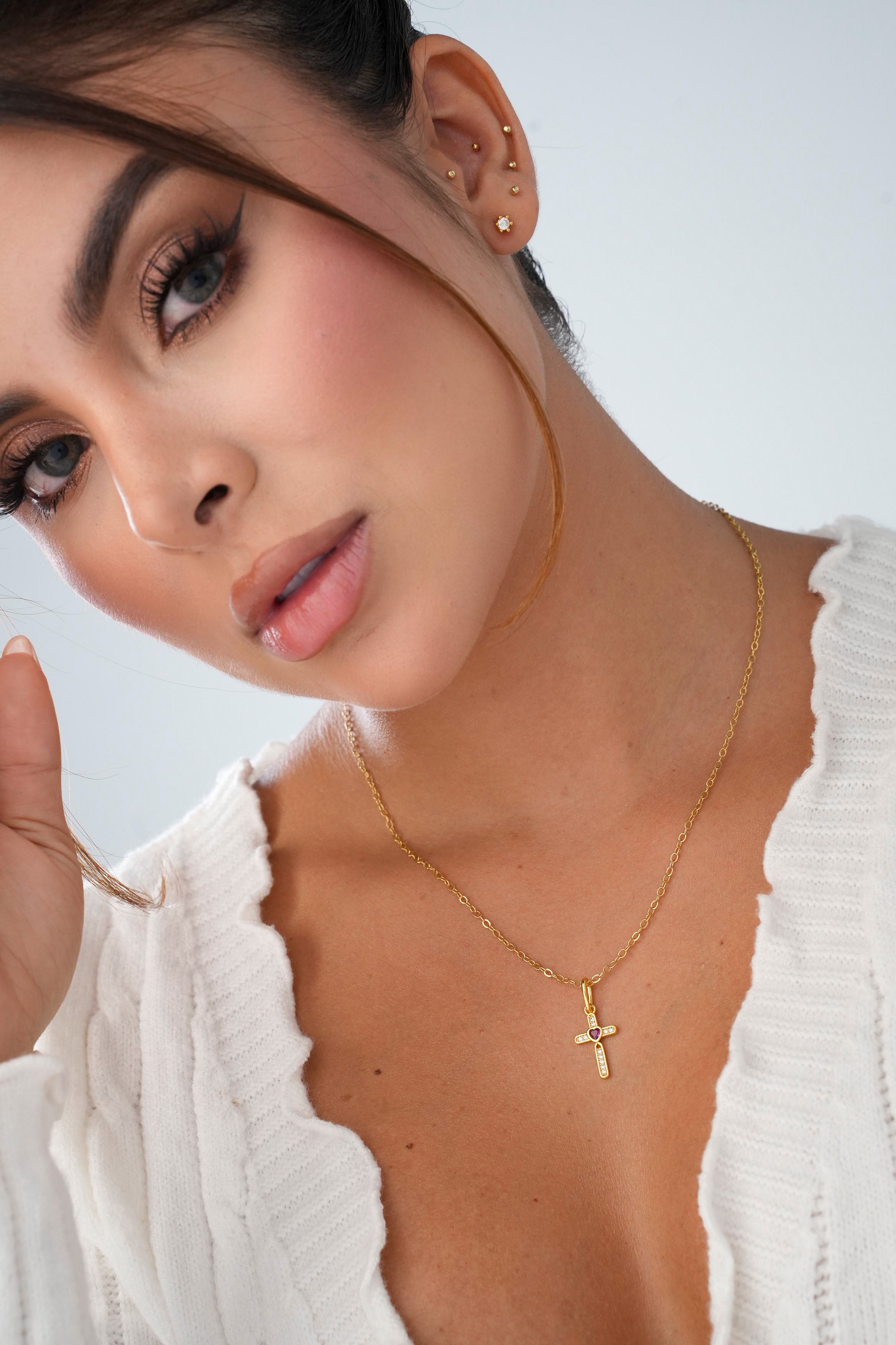 Dije Cruz Lovely en Oro Laminado