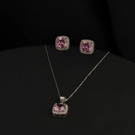Conjunto Pavé con Circón Rosado en Plata (Dije, Cadena y Aretes)
