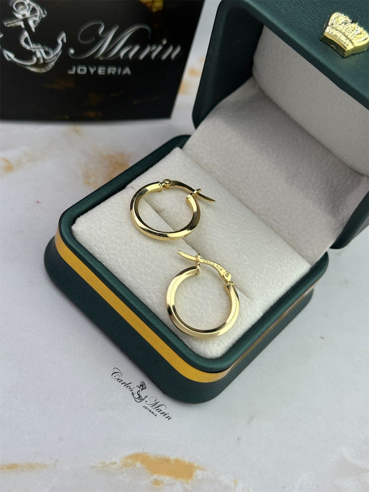 Candongas Lisas en Oro 18K