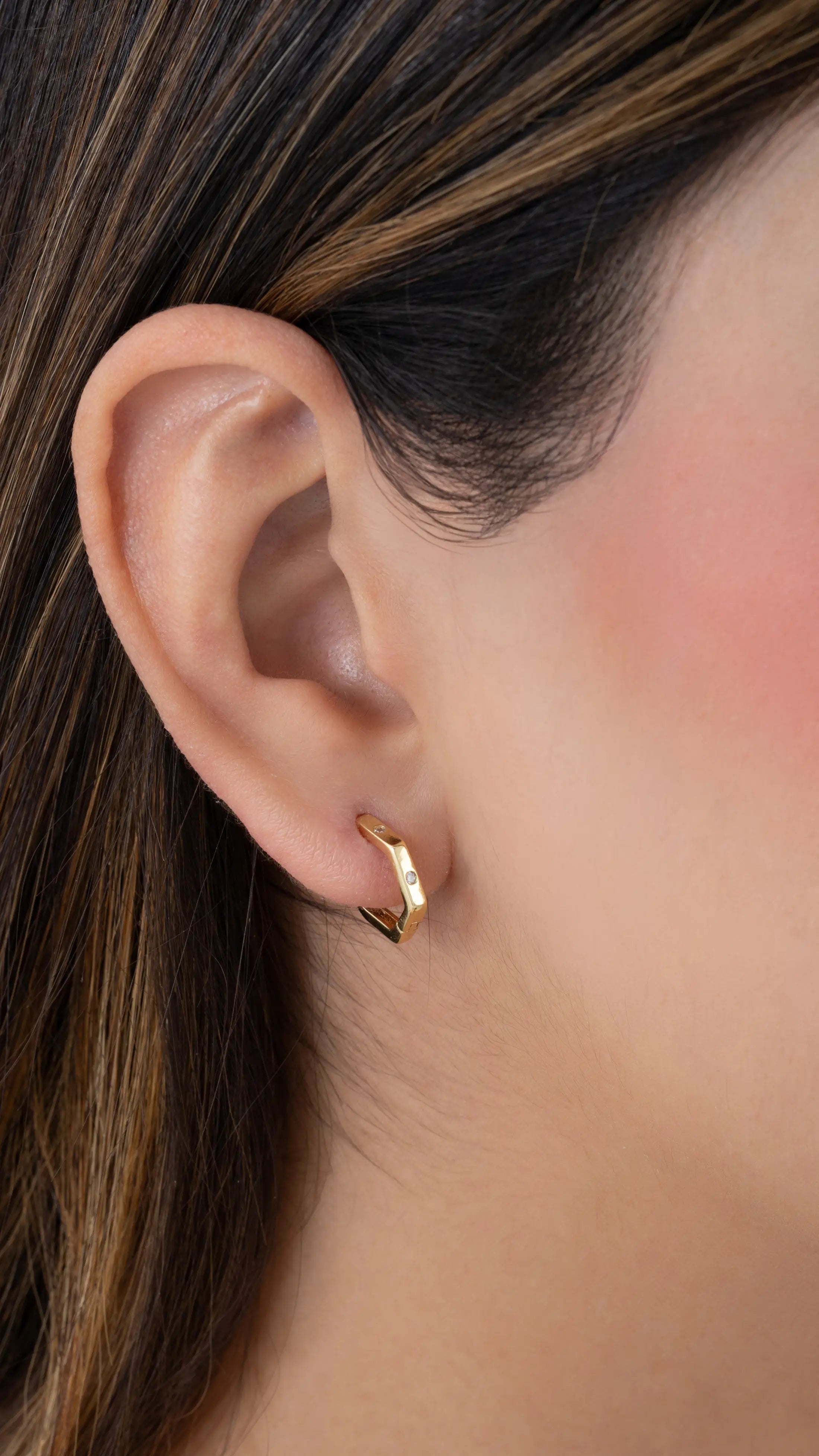 Candongas Hexa Grial 13 mm en Oro Laminado