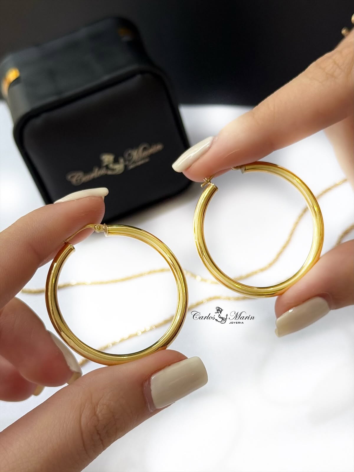 Candongas Tubo en Oro Italiano 18K