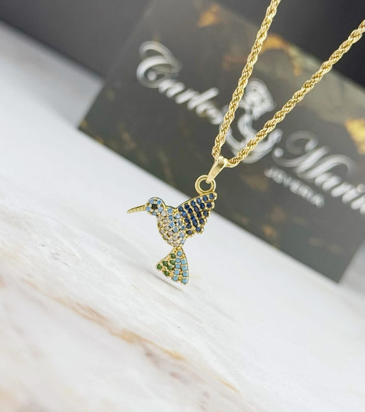 Dije Colibrí Con circones Multicolor en Oro de 18k