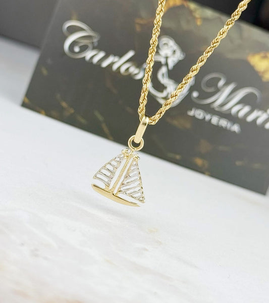 Dije Velero en Oro de 18k