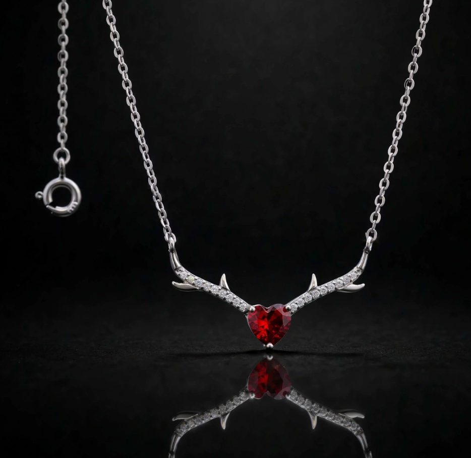 Gargantilla Ruby Stag – 45 cm en Plata