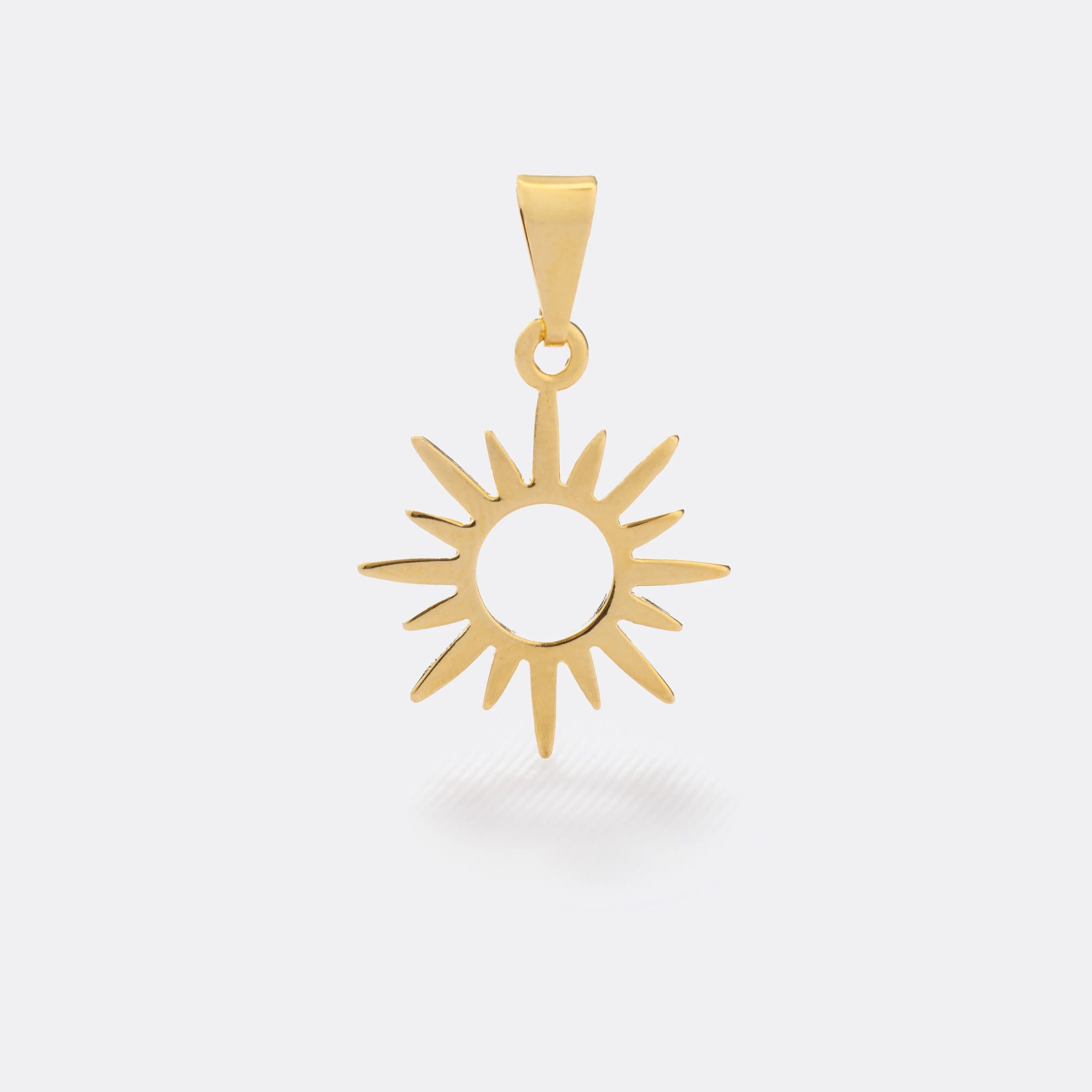 Dije Sol en Oro Laminado