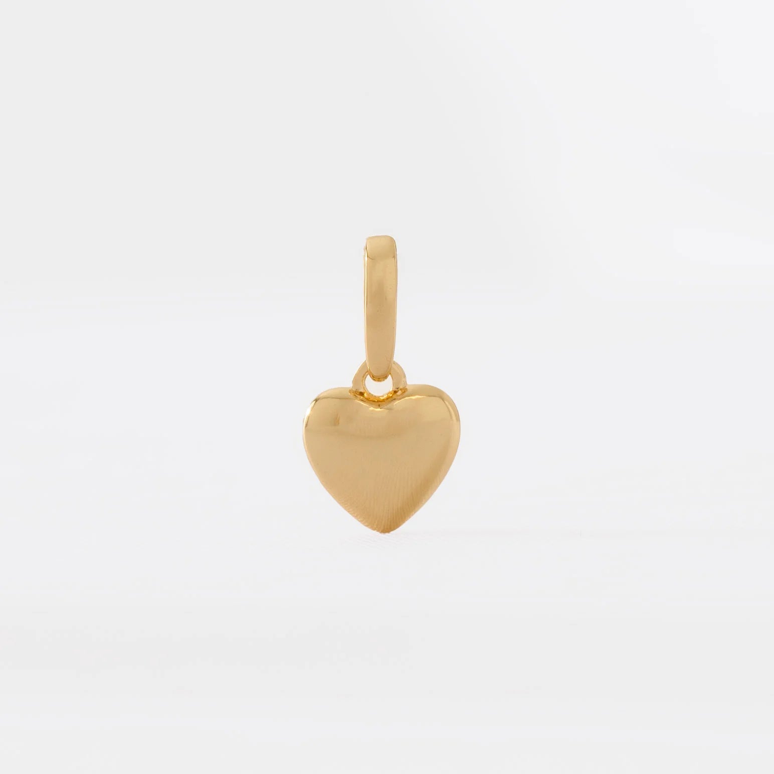 Dije Blessed Love en Oro Laminado