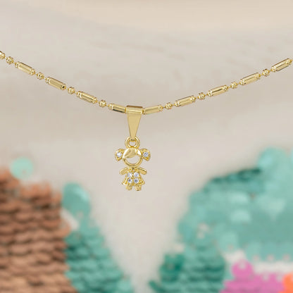 Dije Little Girl en Oro Laminado