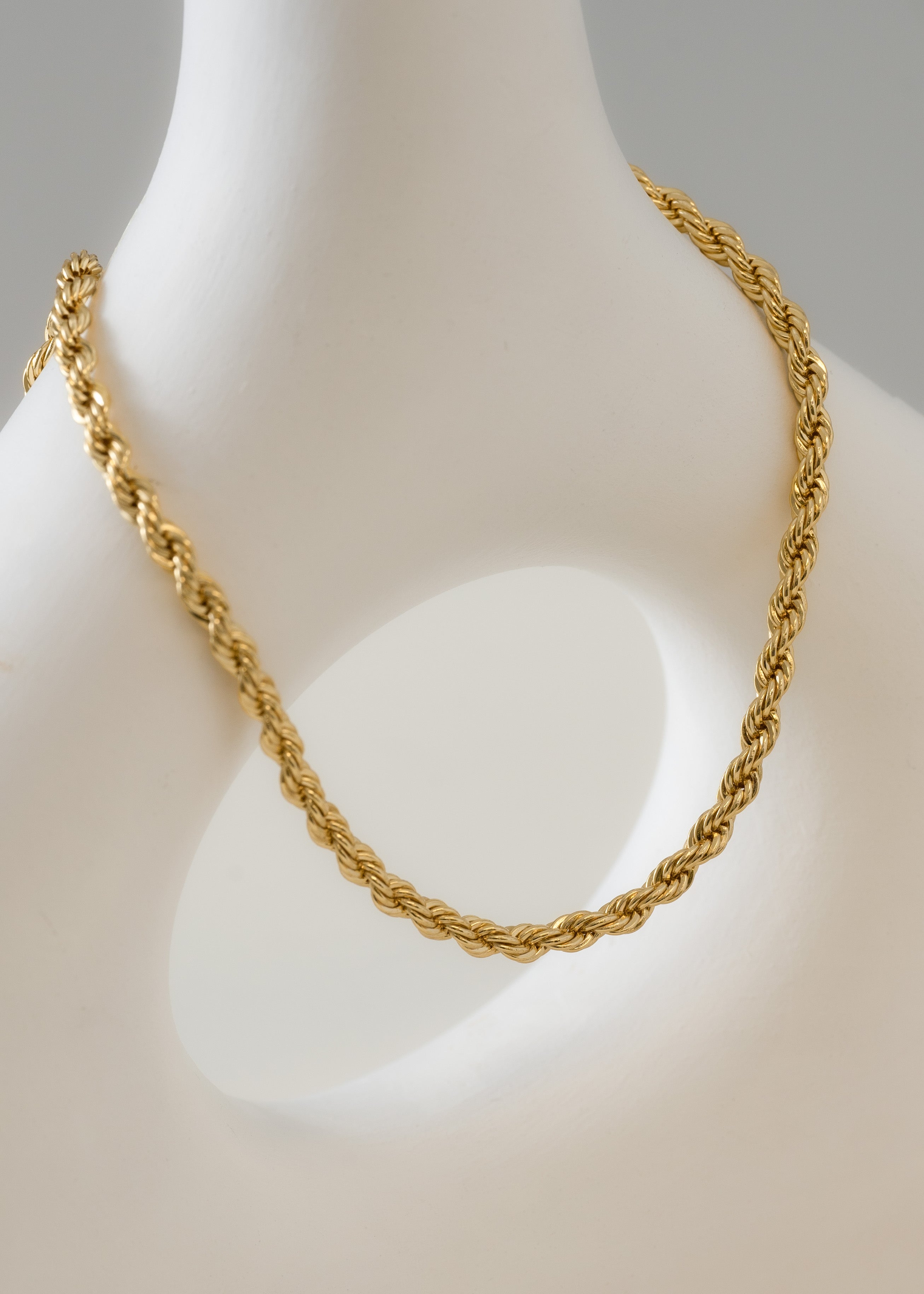 Cadena Lazo 3 mm – 65 cm en Oro Laminado