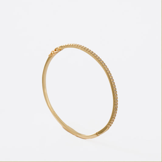 Brazalete Slim Cristal en Oro Laminado