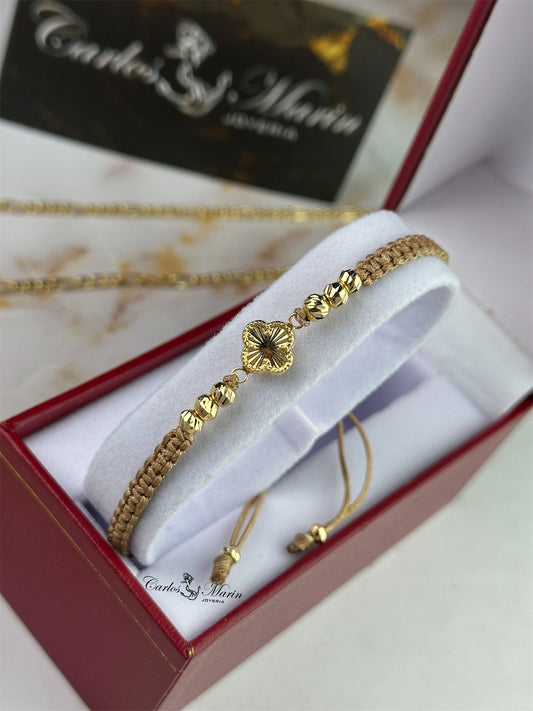 Pulsera Tejido Nude con 6 Balines #4 Diamantados y Herraje Trébol en Oro 18K