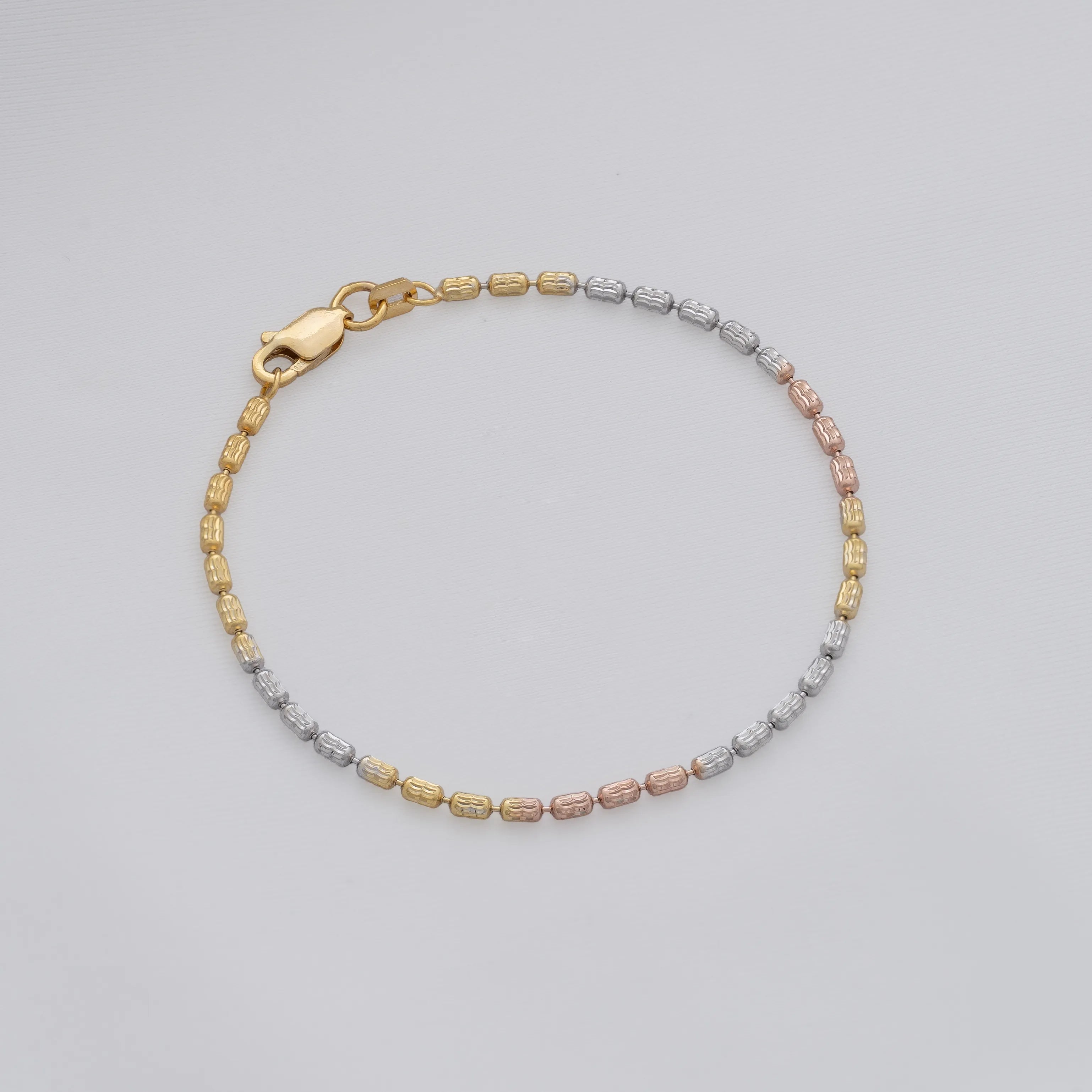 Pulsera Barril Nova IT 19.5 cm en oro laminado elegante