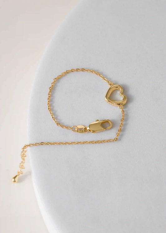 Pulsera Heart en oro laminado elegante