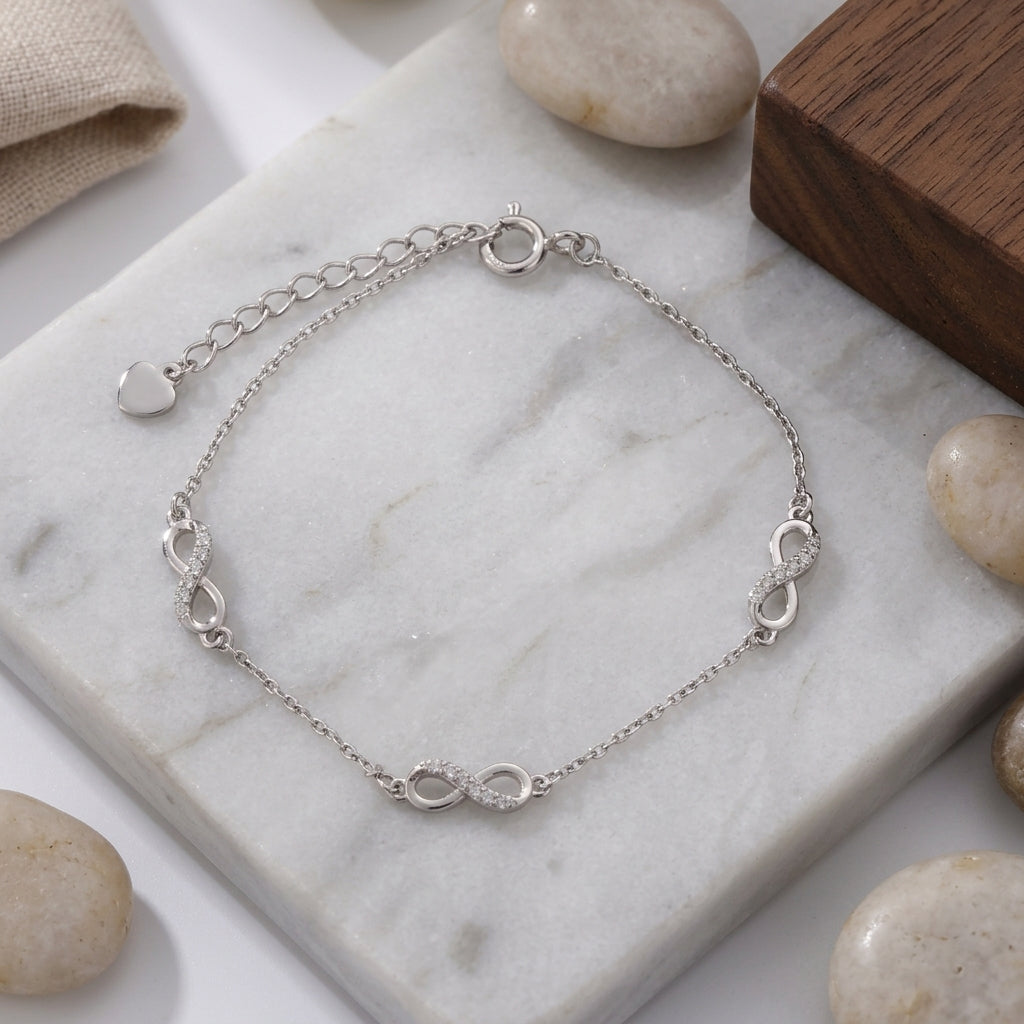 Pulsera Infini Chic – 15 cm + Extensión en Plata