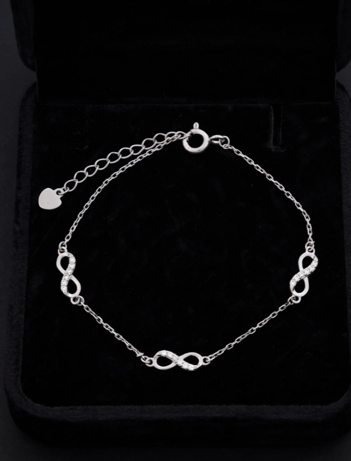 Pulsera Infini Chic – 15 cm + Extensión en Plata