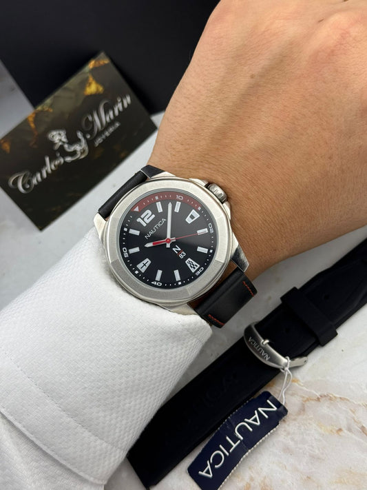 Reloj Náutica para Hombre Azul y Plateado Doble Pulso NAPTBF105 ⌚