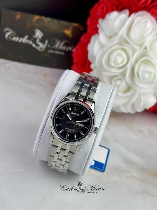 Reloj Casio Mujer Negro Plateado LTP-1335D-1AVDF