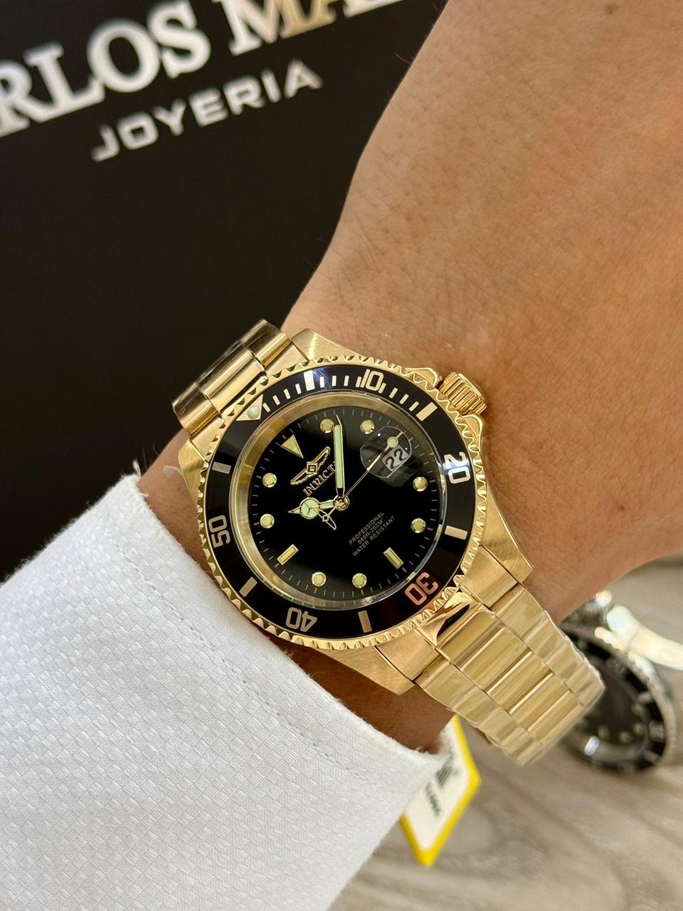 Reloj Invicta hombre Pro Diver 26975 negro dorado elegante