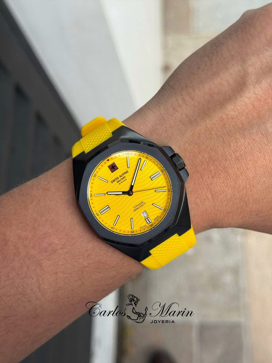 Reloj Swiss Alpine Military para Hombre Typhoon Amarillo 7006.1878SAM