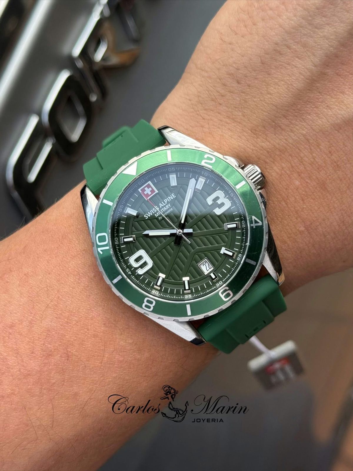 Reloj Swiss Alpine Military para Hombre Sentinel Classic – Verde 7073.1834SAM