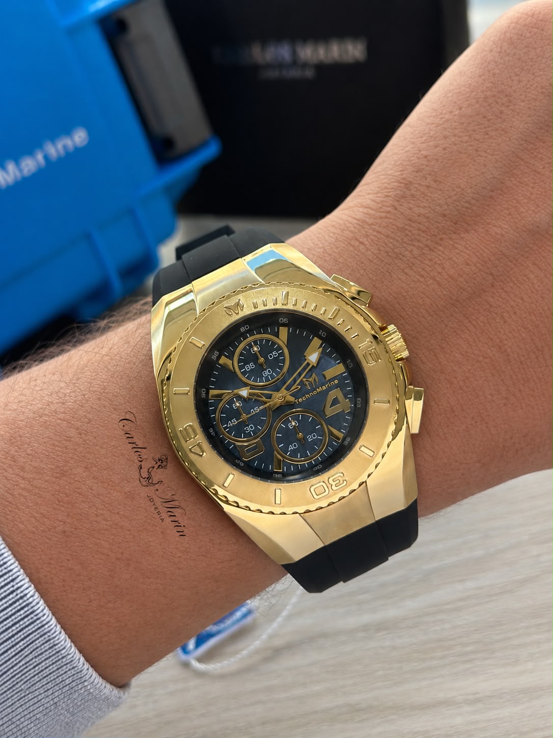 Reloj Technomarine Hombre Cruise Origen Dorado con 3 Pulsos TM-124030