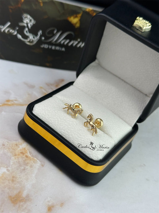 Topos Caballo en Oro 18K – Espíritu y Elegancia