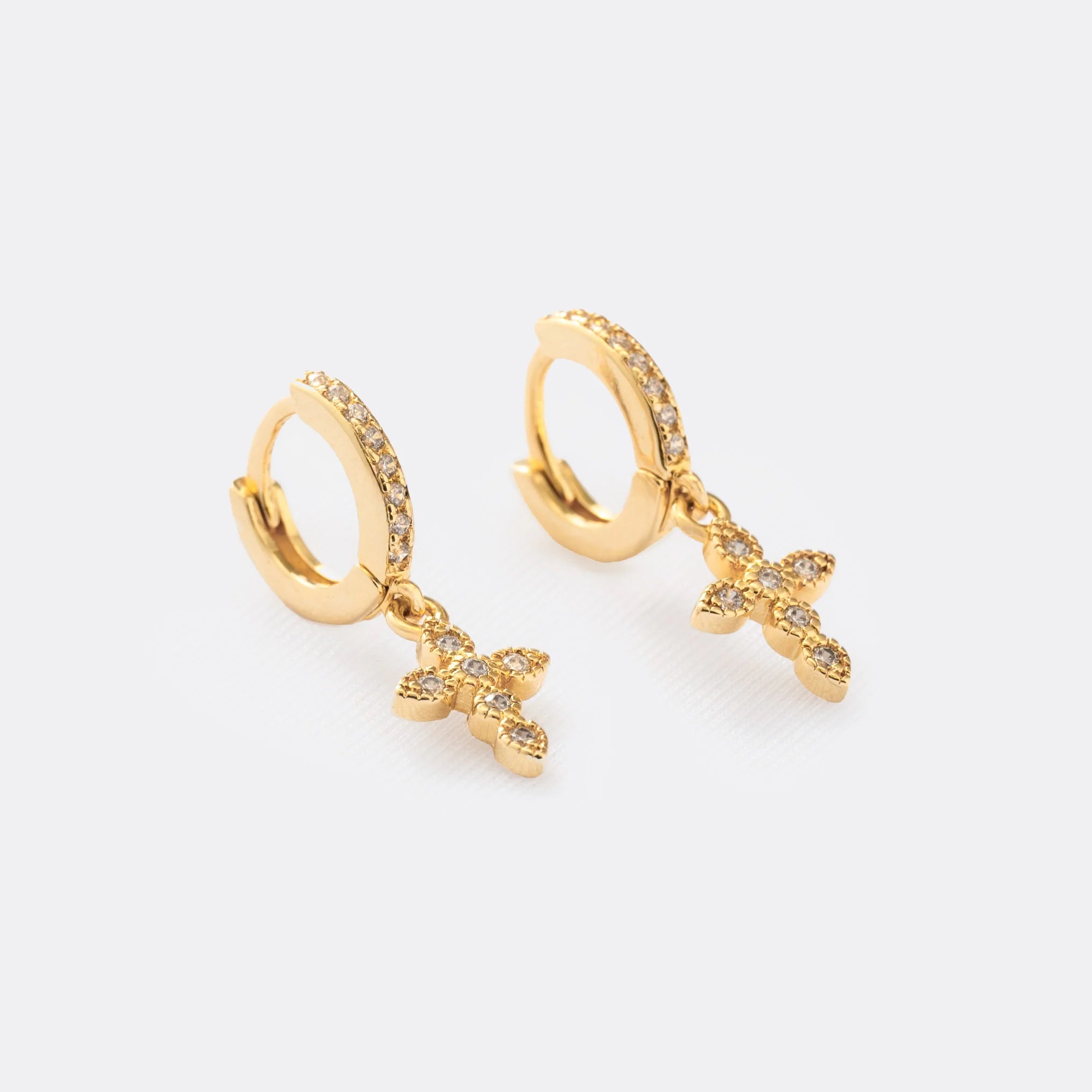 Aretes Crosses Oro Laminado