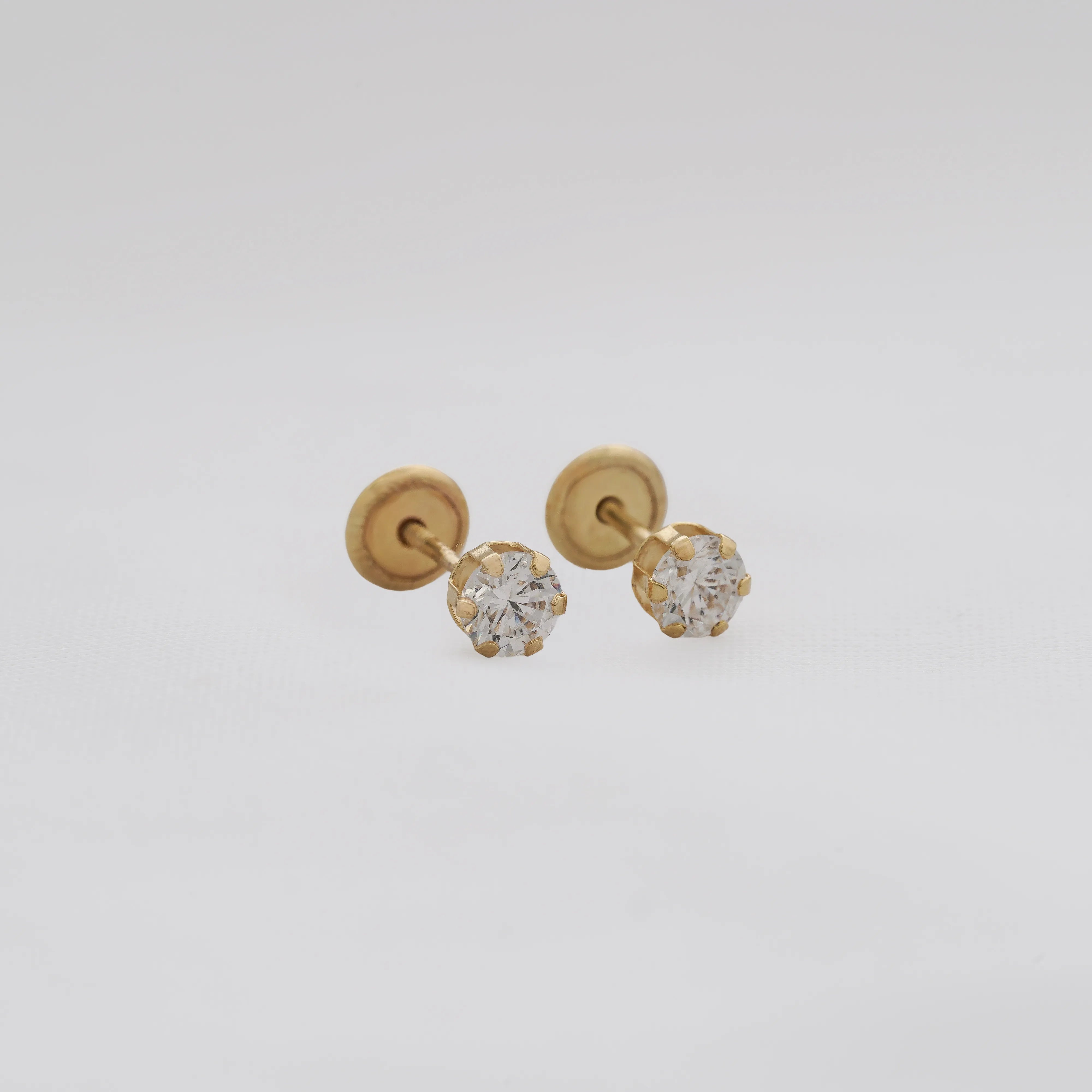 Topo Solitario SB 4 mm en Oro Laminado