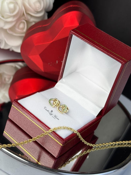 Topos corazón silueta con circón medio en oro 18K elegantes