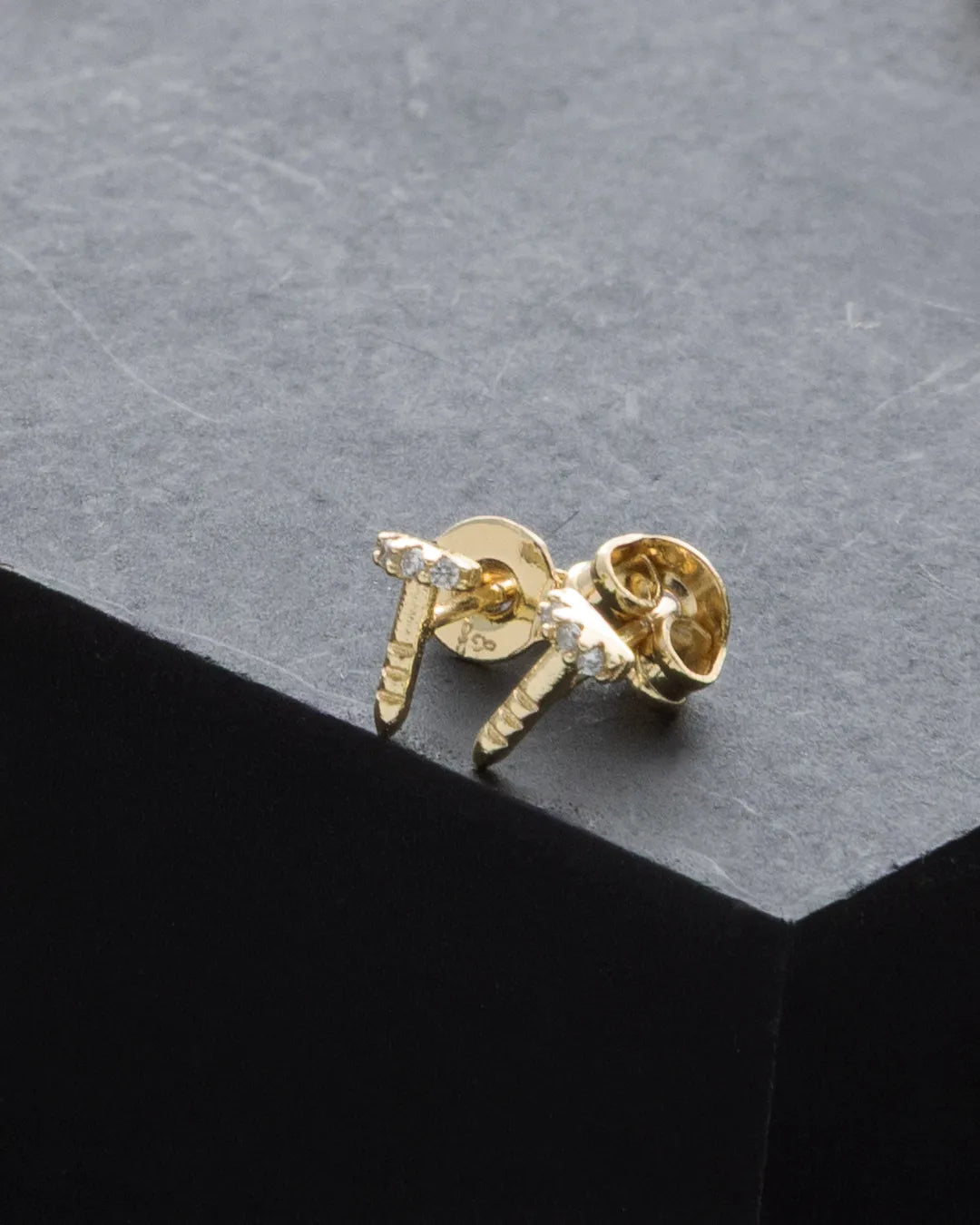 Topos CT Clavo en Oro Laminado